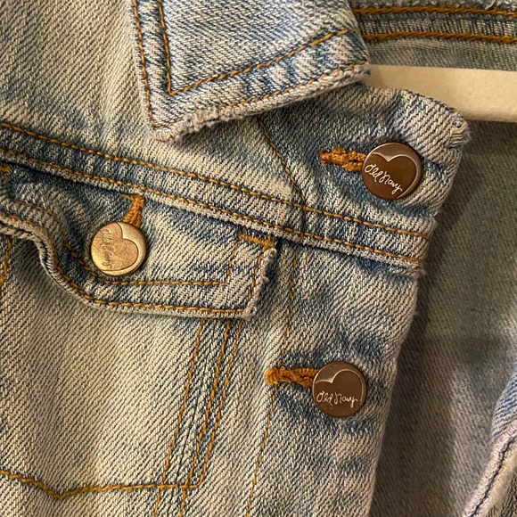 Toddler Old Navy Jean Jacket - Picture 3 of 5